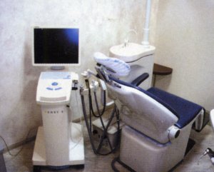 友生歯科医院が取り入れている歯科用CAD/CAMシステム・セレック3Dシステム